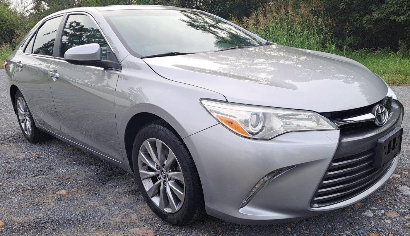 2016 Toyota Camry XLE