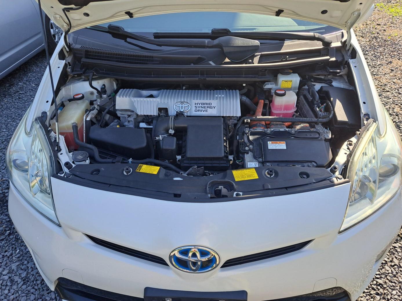 2015 Toyota Prius Three - 403221