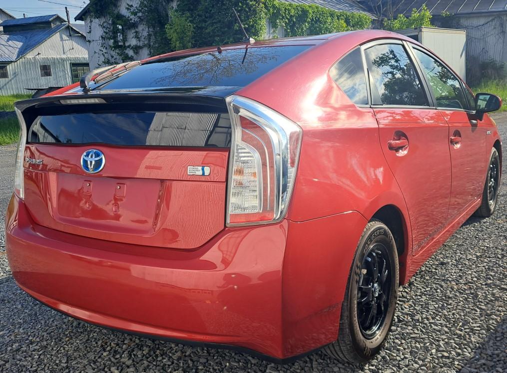 2014 Toyota Prius Two - 743119