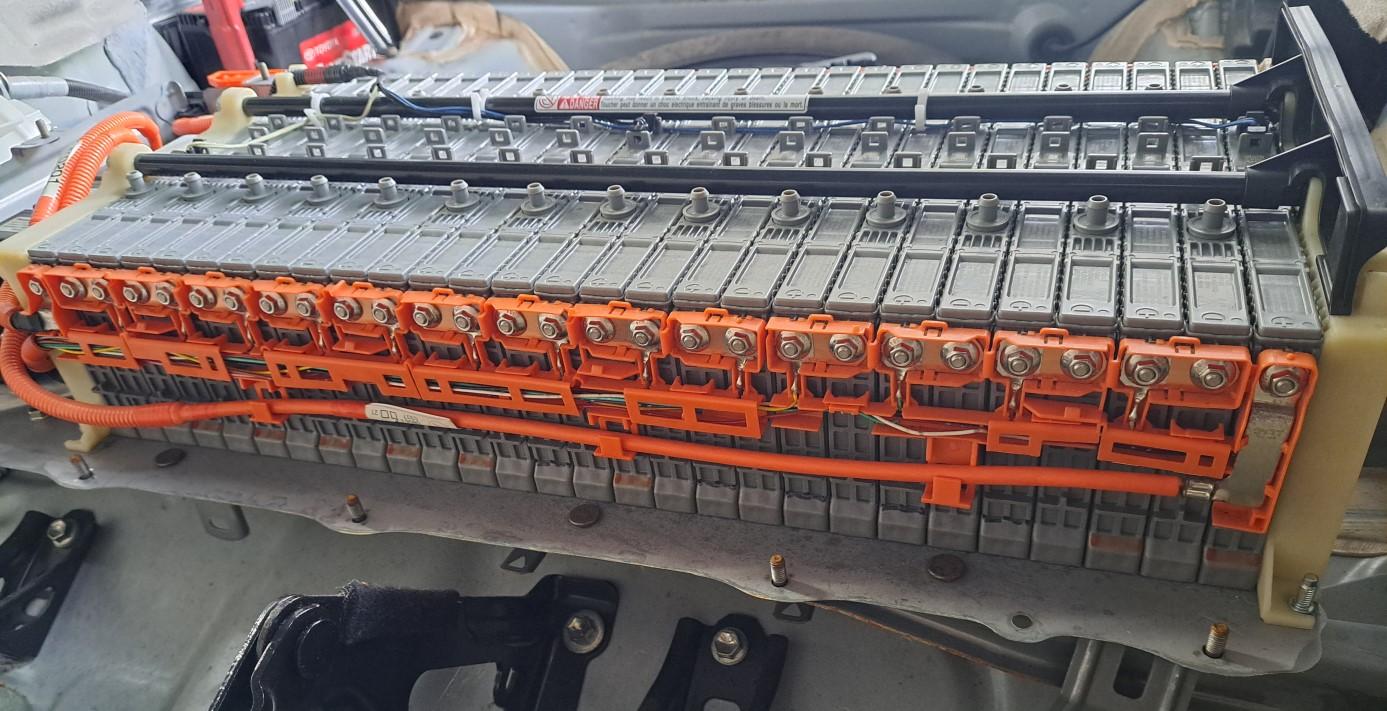 2015 Toyota Prius Three - 403221