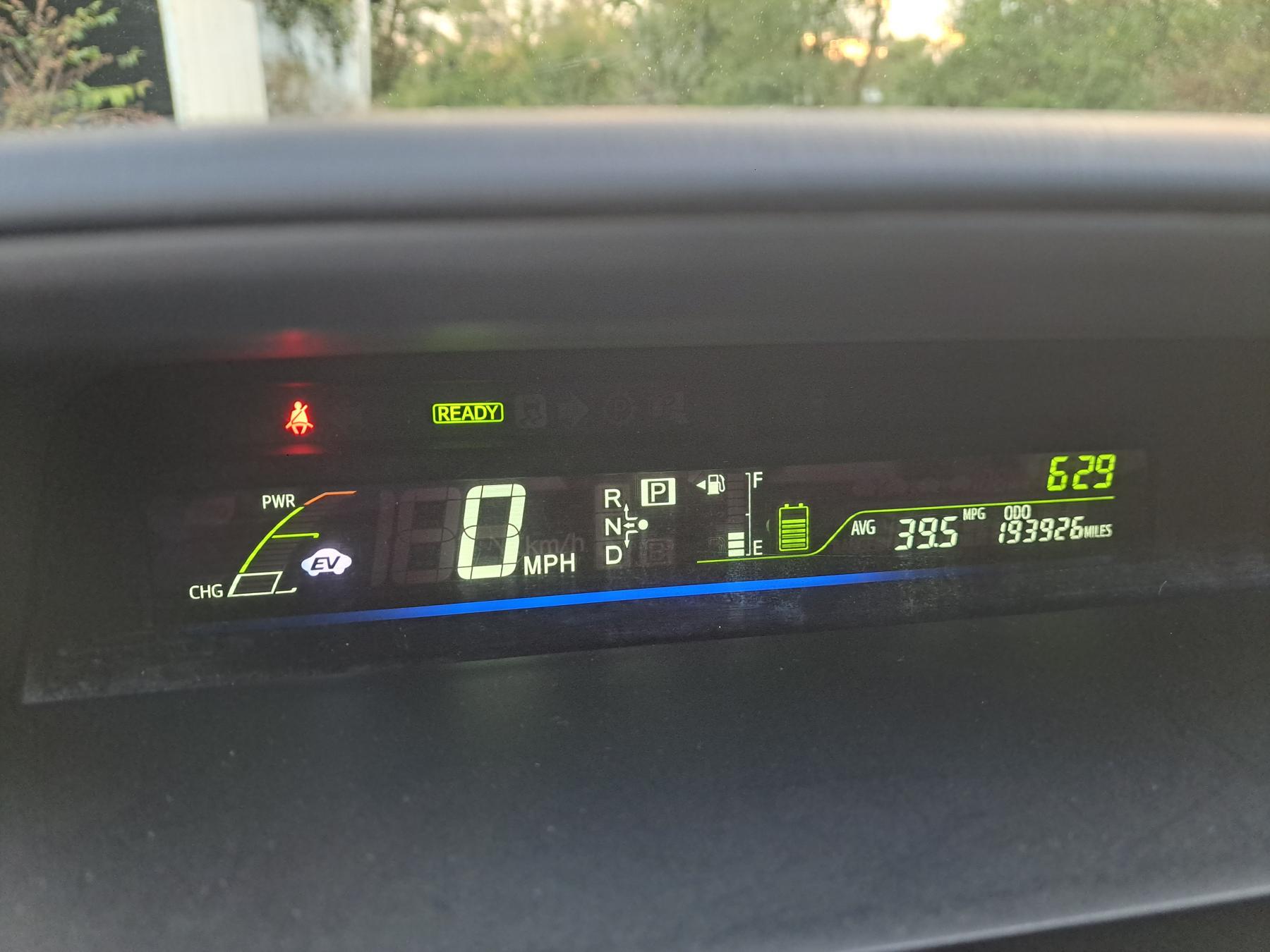 2013 Toyota Prius V Two - 208345