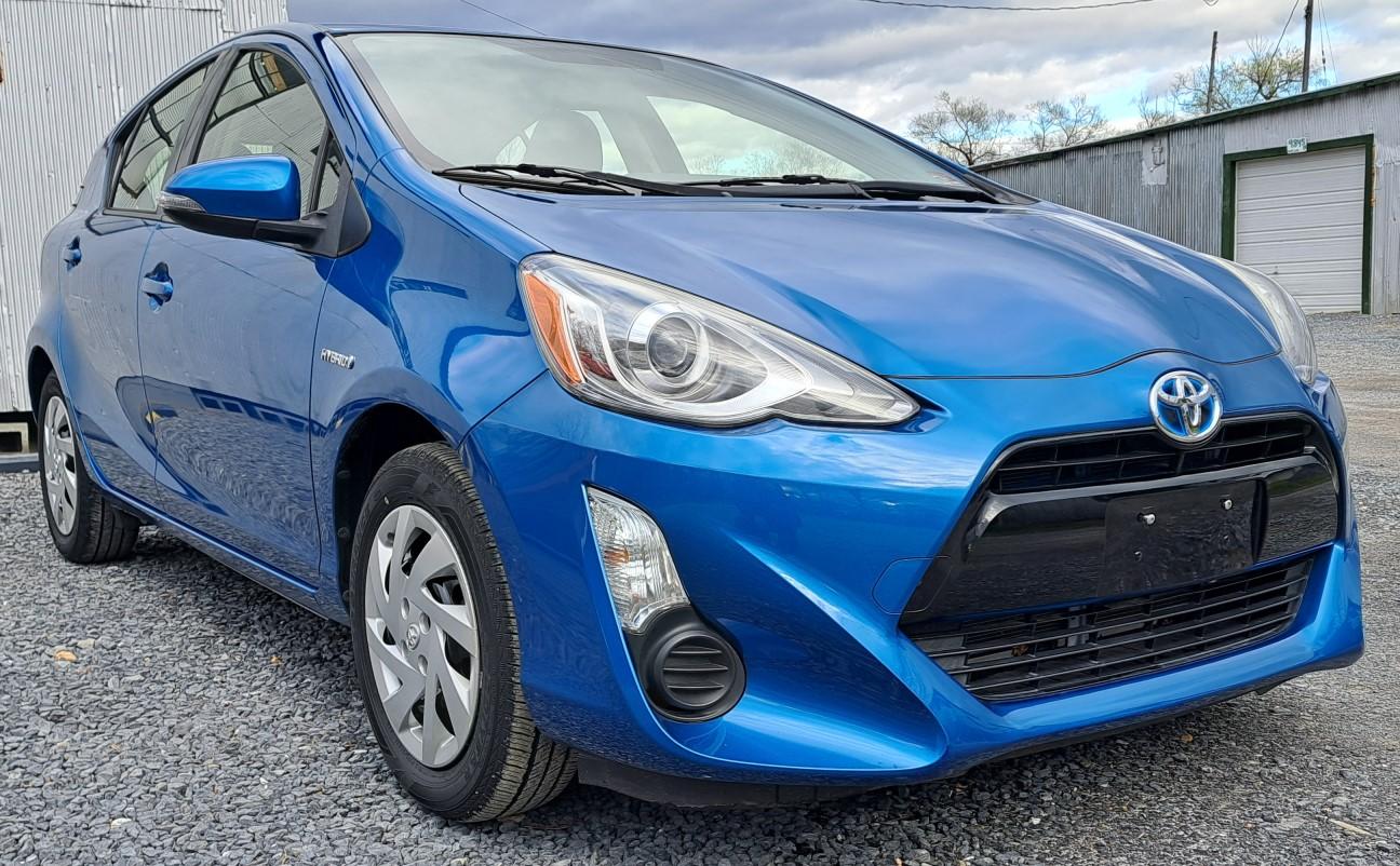 2015 Toyota Prius C Two - 108524